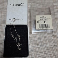 Collier pendentif fleur argent