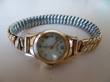 Ancienne petite montre femme