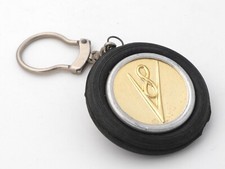 PORTE CLÉS ANCIEN - KEYCHAIN - PNEU - SIMCA - V8 - GARAGE PLUCHE - SOISSONS