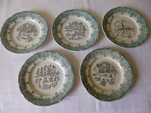 Série assiettes à - de,