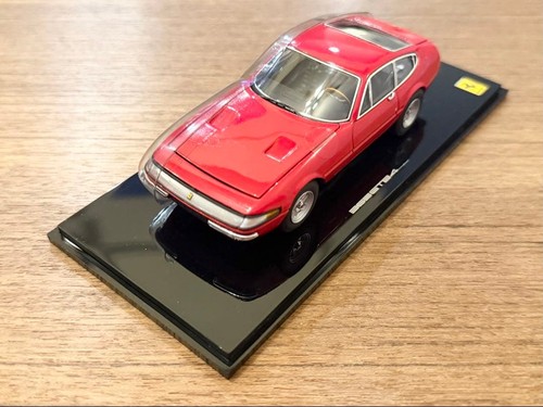 Article kyosho ferrari - article,