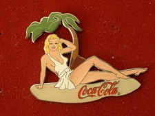PIN'S MARILYN MONROE ROBE BLANCHE - PALMIER - COCA COLA