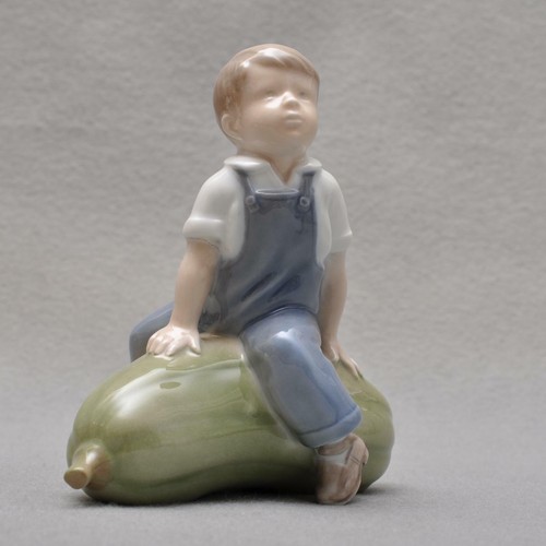 Royal copenhagen figurine - copenhagen, '