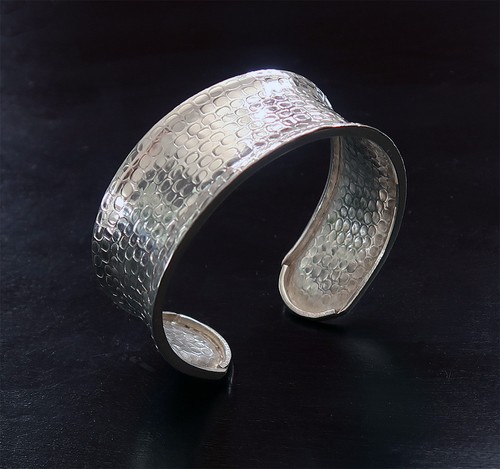 Bracelet ethnique manchette