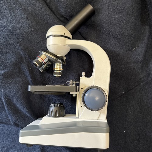 Microscope