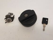 Bouchon réservoir et un