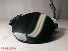 Toyota Yaris 1.5 Essence Protection Rabat Essence avec Cap Occasion 2019 Rhd 209