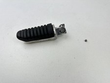 REPOSE PIED PASSAGER DROIT SUZUKI GSX-R 1340 HAYABUSA 2008-2013