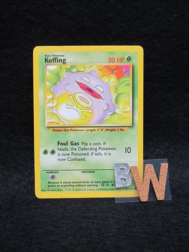 1999 pokemon card koffing - card,