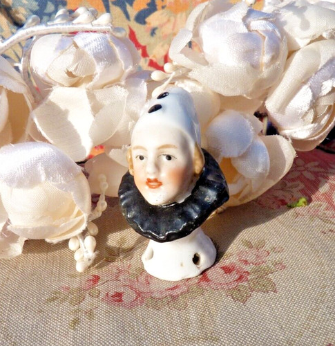 Ancienne demi figurine pierrot - demi,