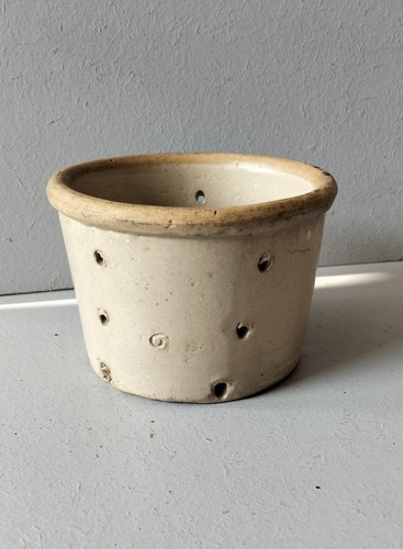 Ancien petite égouttoir - petite,