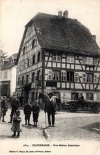 Carte postale ancienne : Dannemarie (68 210), une maison alsacienne