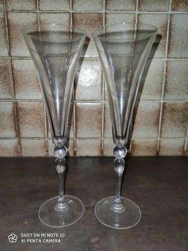 Paire flûtes champagne - à,