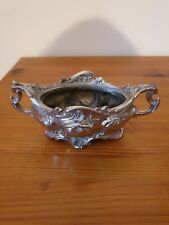 Petit cache pot en métal argenté style rococo 8x16x7 cm