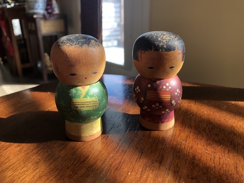 Kokeshi dolls set signed - of,