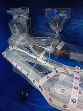 Étiqueteuse auto-adhésive