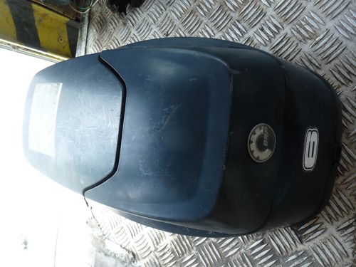 Capot moteur 6cv evinrude - moteur,