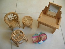 Lot fauteuil tables en rotin mobilier meuble panier scoubidou de poupée 