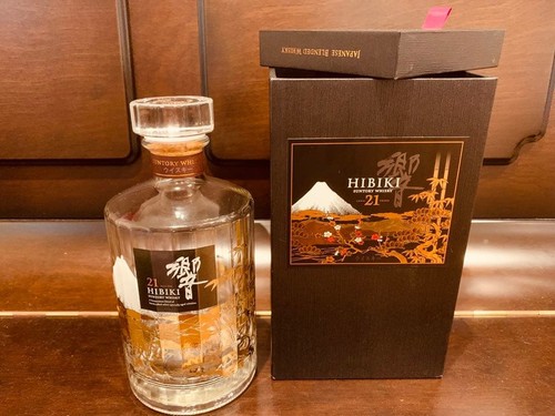 Suntory hibiki year old - hibiki, 21
