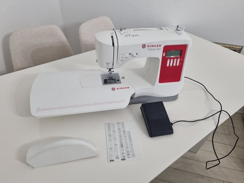 Machine coudre - machine, a