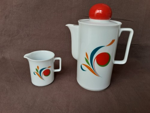 Cafetière porcelaine vintage