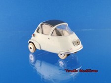 Voiture de  collection -  Isetta  Velam , Quiralu 1/43