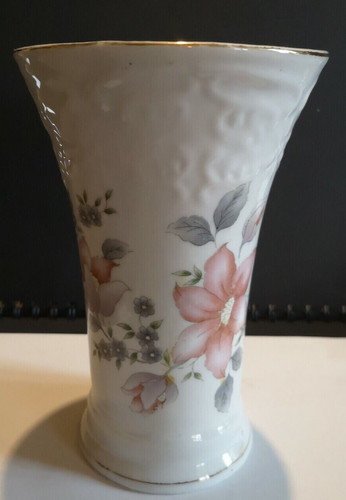Joli vase porcelaine à - en,
