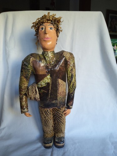 Poupée papier maché - papier,