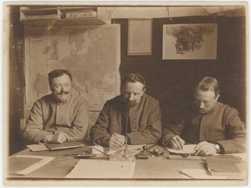 Militaires sur le col - 23,