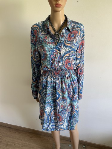 Robe imprimée neuve - , à