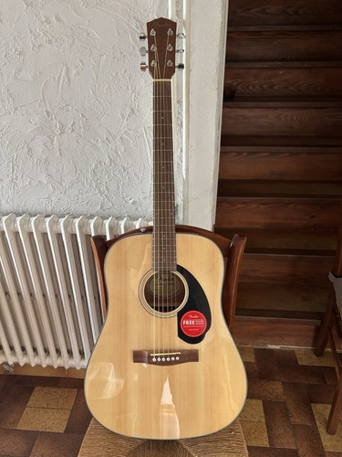 Guitare fender neuve - fender,