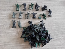 50 SOLDATS D INFANTERIE  ALLEMANDE. DEUXIEME GUERRE MONDIALE  1/72 LOT 3