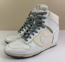 Nike Dunk Sky Hi Essential