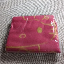[] Couverture Hello Kitty, non