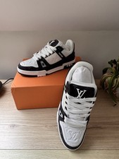 Louis Vuitton Trainer Black