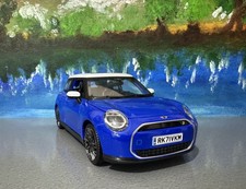 MINI COOPER S Se J01 2024 1:24