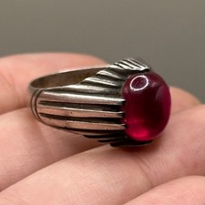 BAGUE ANCIENNE EN ARGENT D'INSPIRATION ROMAINE AVEC PIERRE