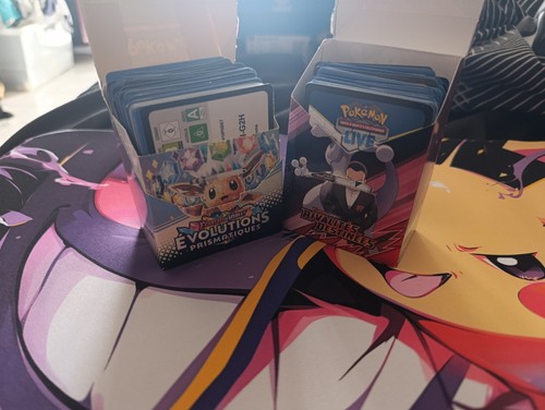 Lot 300 codes pokémon - lot,