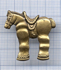 Pin's BOTERO cheval numéroté 6456 IMBERT art sculpture Champs Elysées Paris 1992