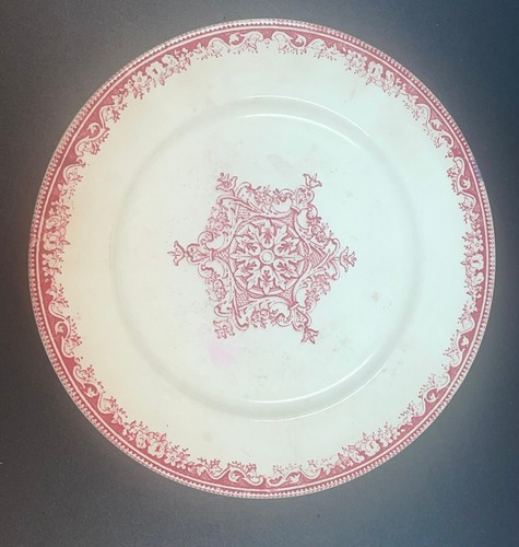 Assiette sur pied - de, fer