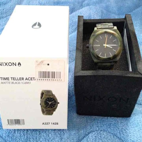 This nixon watch - is,