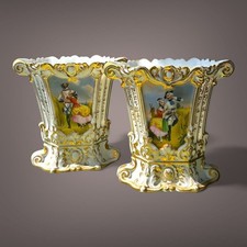 Paire de Vases en Porcelaine