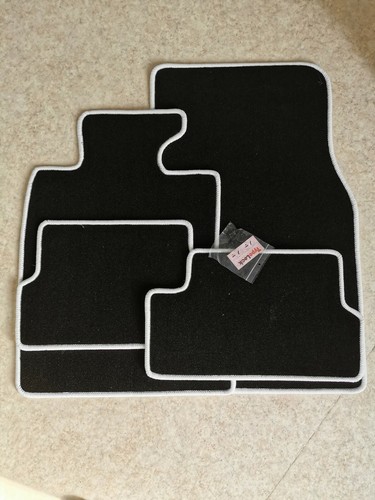 Tapis sol sur - de,