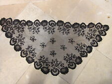 Petit châle mantille dentelle noire ancien début XXè