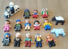 LOT 14  figurines 2 moutons