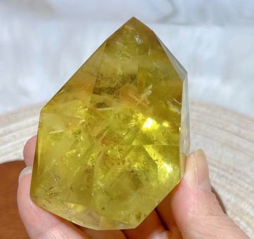 Gros morceau citrine jaune - de,