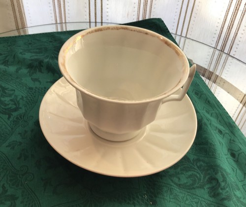 Ancienne tasse soucoupe - ancienne,