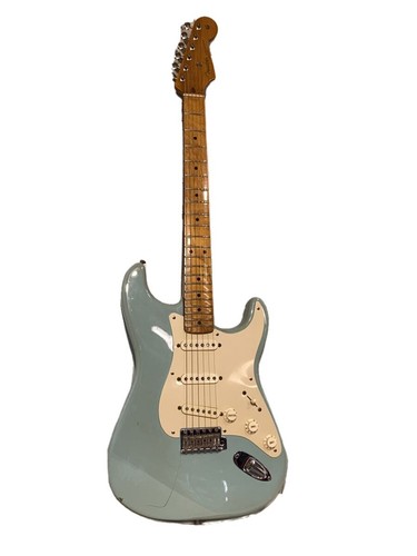Guitare électrique fender - guitare,