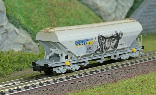 Wagon trémie céréalier - wagon-trémie,
