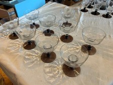 Lot de 9 coupes à champagne